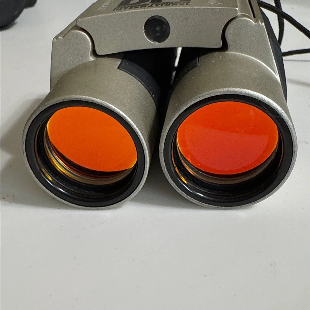 Vanguard Ruby Coated DR-1225 Binoculars with Black and Silver Finish